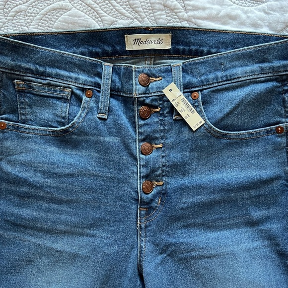 NWT - Madewell - Petite 10" High-Rise Skinny Jeans in Dewitt Wash: Button-Front - Picture 5 of 12